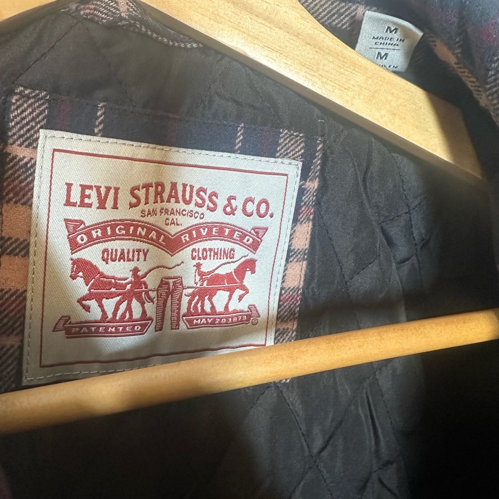 Levi’s jacket - Picture 2 of 2